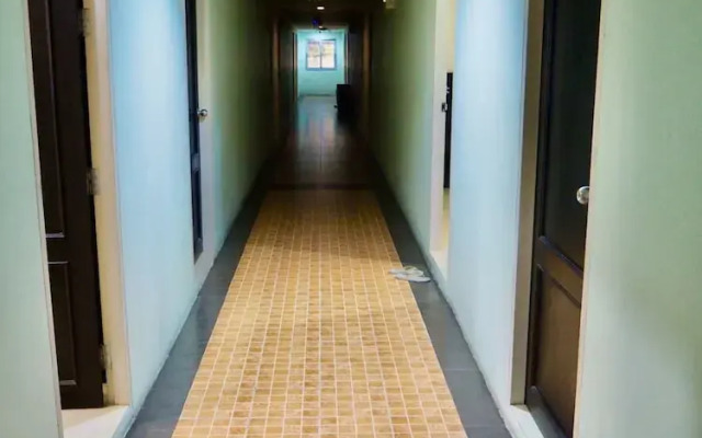 Orm Thong Apartments