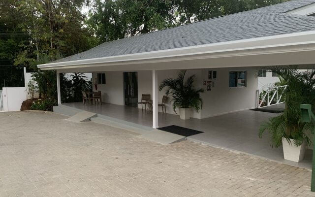 Aves Hotel & Resort - Retreat Center