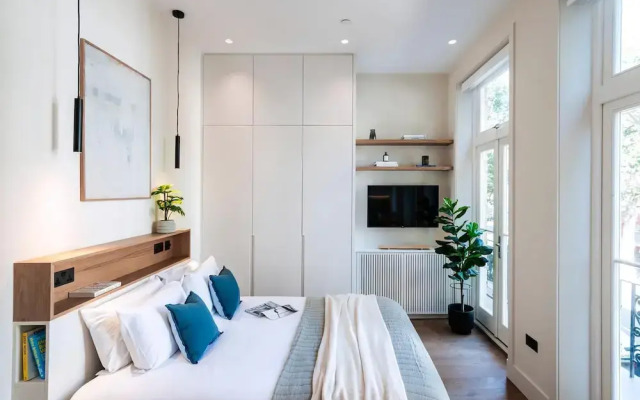 Stunning Studio Apartment, Moments From Earls Court Station