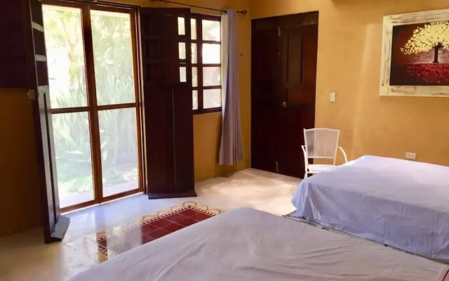 Merida Downtown Casa Colonial Suite