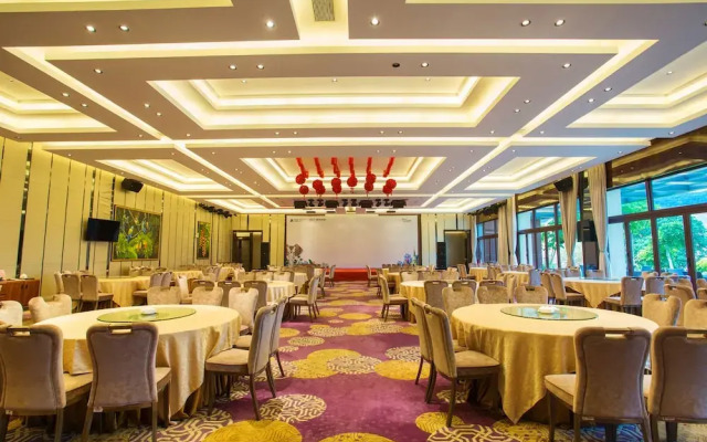 Xishuangbanna Yajule City Golf Hotel