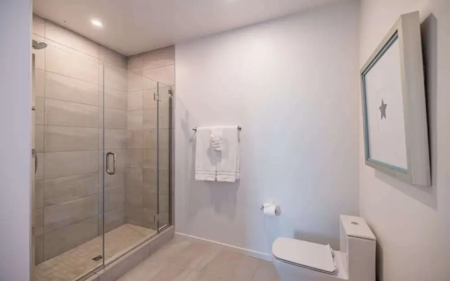 @ Marbella Lane - Luxury Beachside 2BR