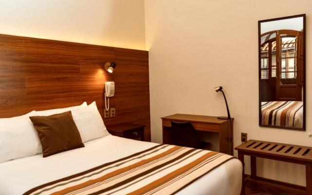 San Juan Suites