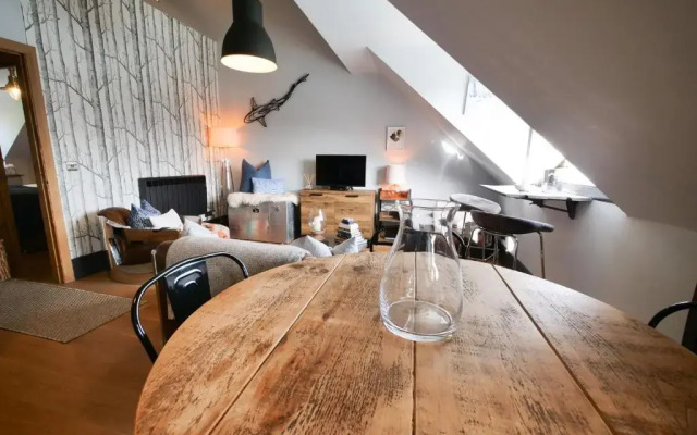 Padstow Escapes - Pajar Luxury Penthouse Apartment
