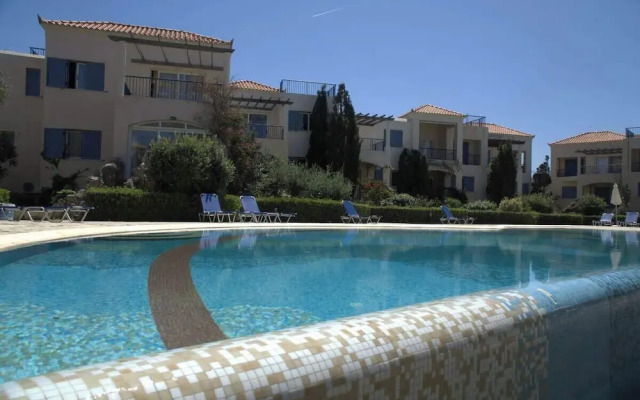 Villa Elias 1BR Upper Apt with Pool