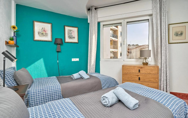 2 Bedrooms 2 Bath