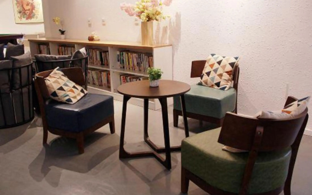Zhumei Impression Apartment Hotel (Qingdao Taidong Pedestrian Street) – Hotel Rooms – Qingdao