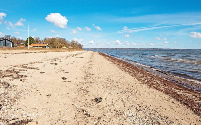 Tranquil Retreat Near Beach - By Traum Ferienwohnungen