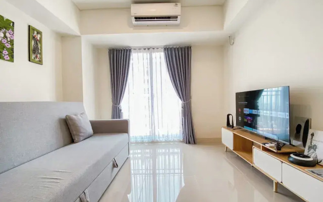 Restful And Chic 2Br At Meikarta Apartment