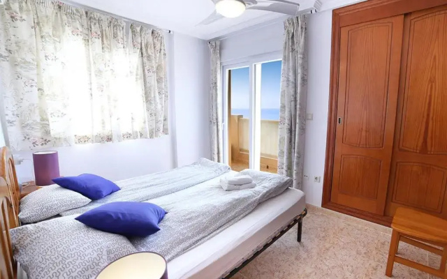 Puerto y Playa Apartments La Manga