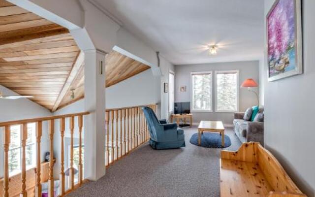 Sunset Peak - 3 Bed / 4 Bath Home