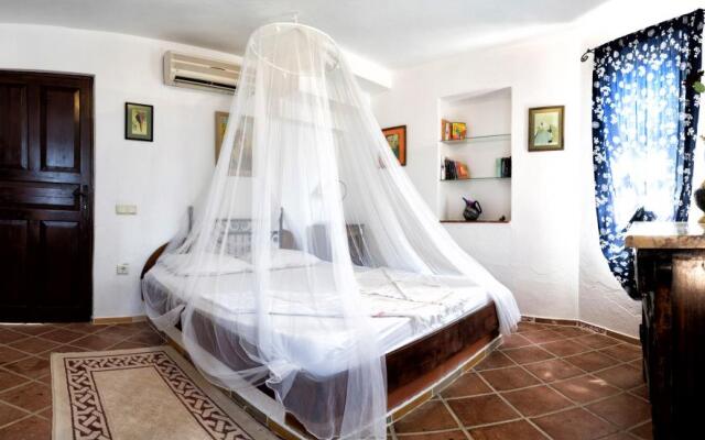Sato Triopia Butik Otel