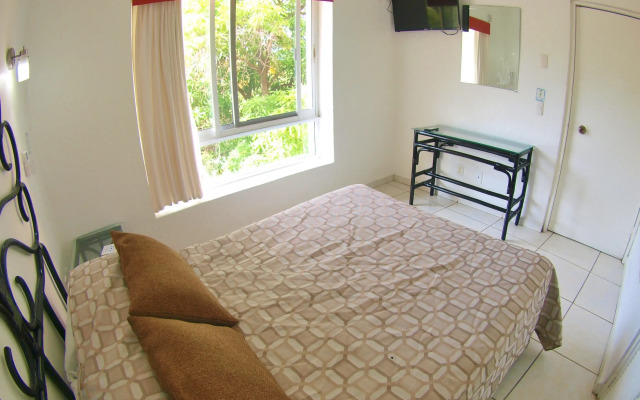 Villas del Palmar Manzanillo with Beach Club