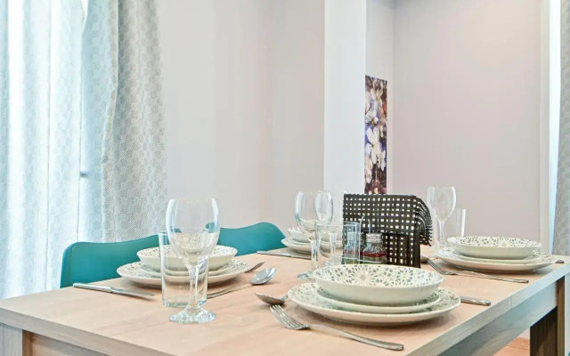 Charming apartment with a sea view terrace (F1)