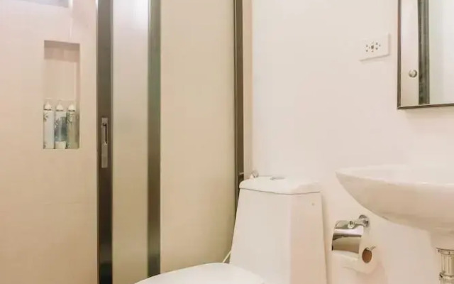 Your Serene City Hideaway