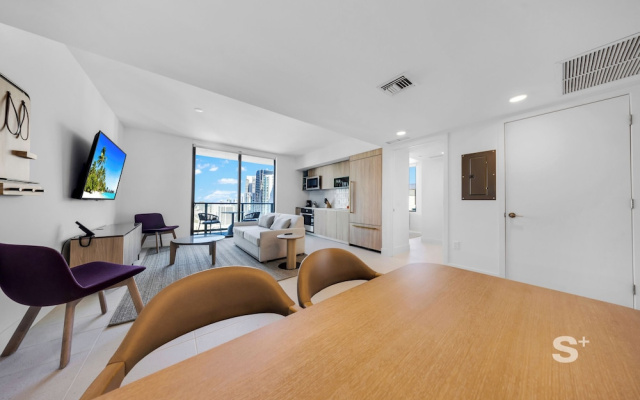 2-BD Condo in - Skyline & Ocean Views