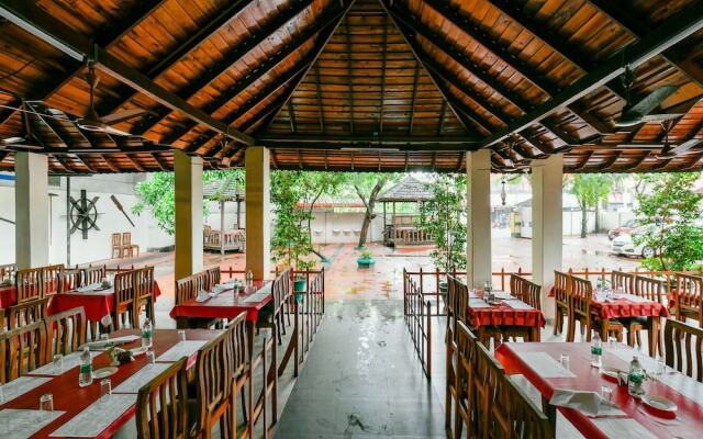 OYO 15962 Green Aura Resort
