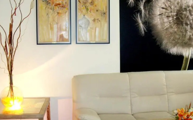 Marrinella Apartments