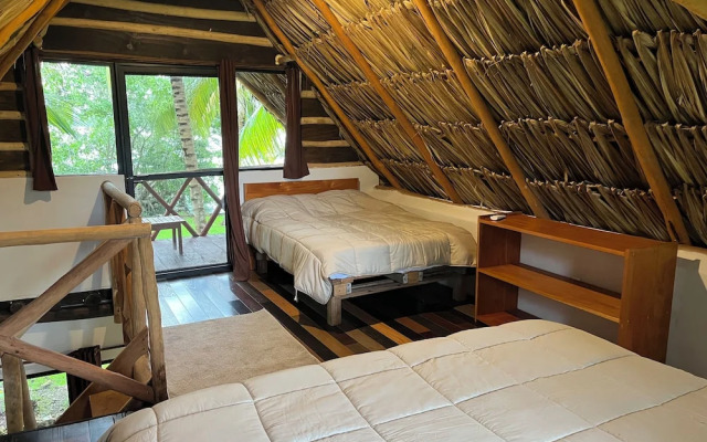 Embajada Universal By La Eufemia Group