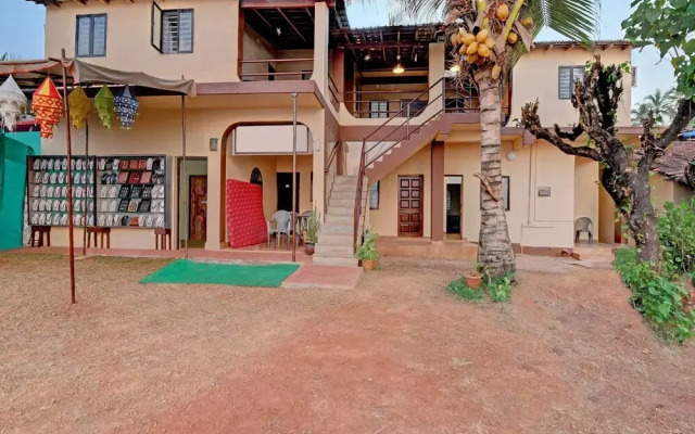 OYO 24176 Home Sea View Stay Anjuna Beach