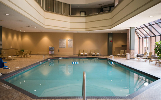 Crowne Plaza Suites MSP Airport - Mall of America by IHG