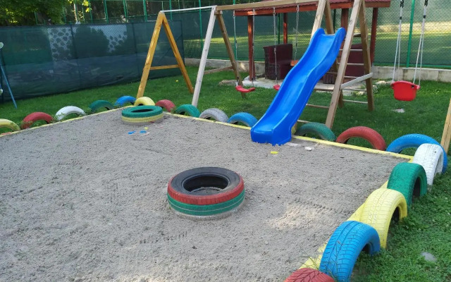 Kyshta za Gosti Tam Krai Rekata