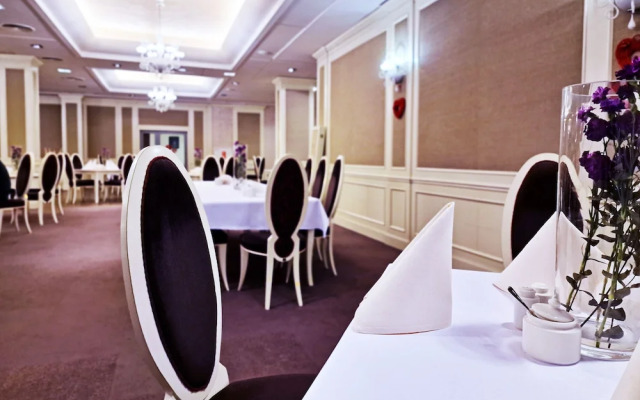 Hotel Prezydencki 4-Star