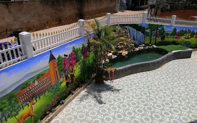 Doi Mong Mo Hotel