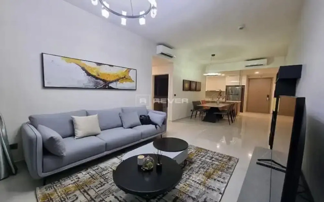 Odela Estella Riverside Luxury Vacation