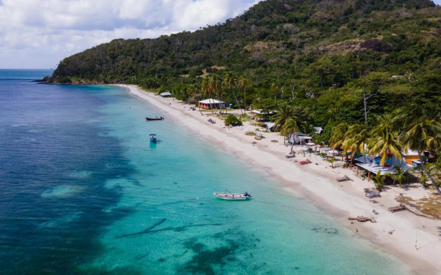 South West Bay Cabañas