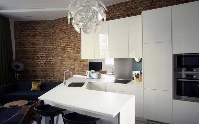 Hop Art House Apartments