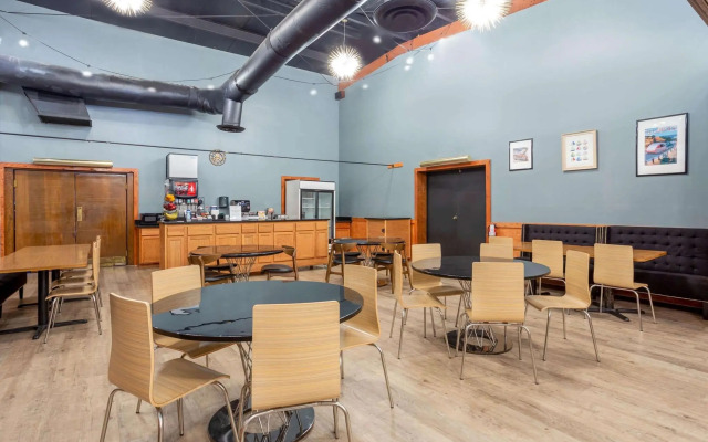 Starved Rock Motor Inn Travelodge by Wyndham