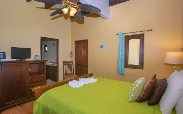 Caribbean Breeze 6a 2 Bedroom Condo by Redawning
