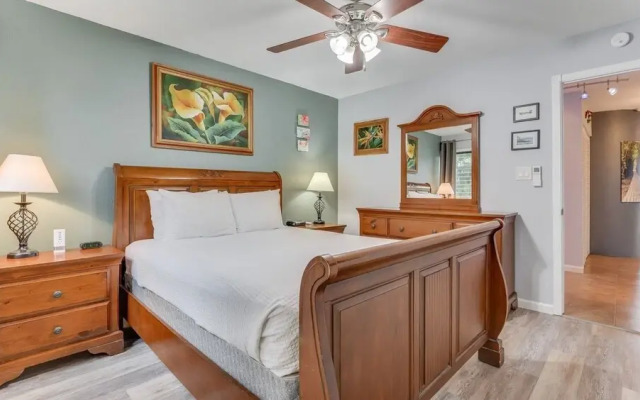 Oceanfront Napili Point Condo B 26 by RedAwning