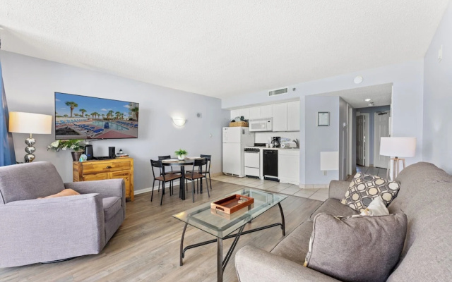 Units at Ocean Forest Plaza by Elliott Beach Rentals