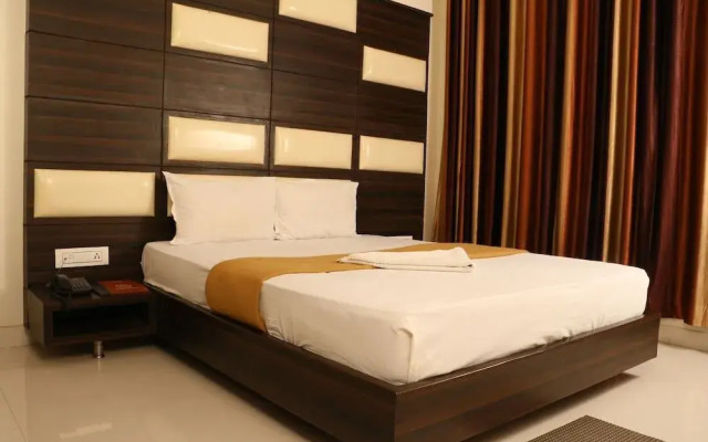 Hotel Grand Residency