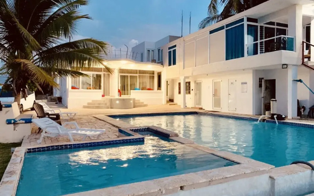 Ventana al Atlantico at Arecibo 681 Ocean Drive