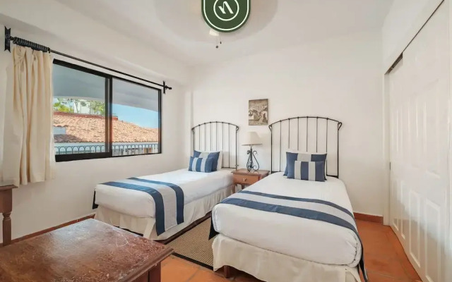 One Beach Street 310 C