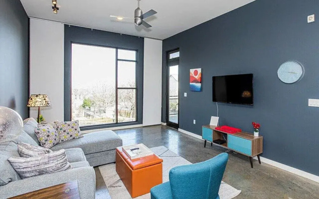 Convenient Condo Near Zilker & Barton Springs!