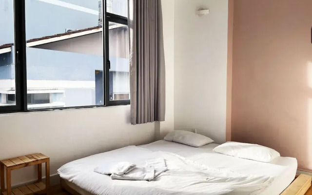 J&K Hotel