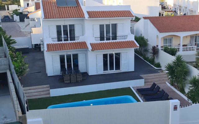 Large Villa - Private Pool - 5 Bedrooms