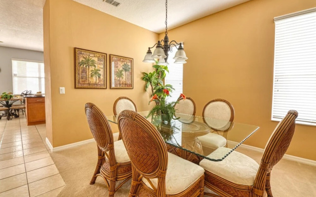 Phellipe's West Haven Vacation Home