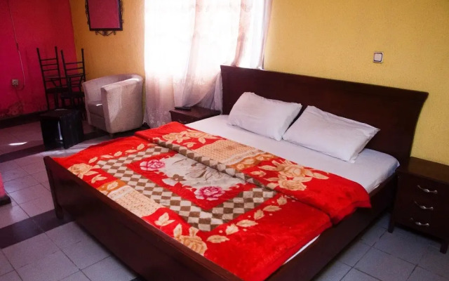 Alfoscar Hotel & Suites