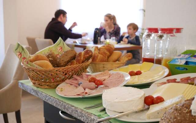 Hotel & Muhlen Apartments