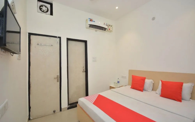 Oyo 30695 Hotel Vinayak Inn