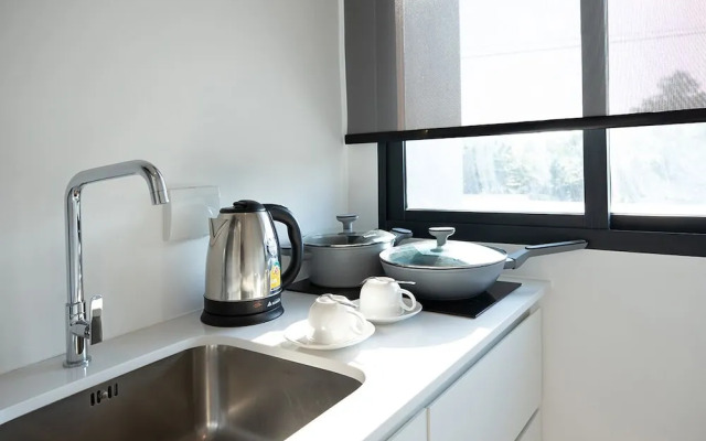Studio Central Hillview A901