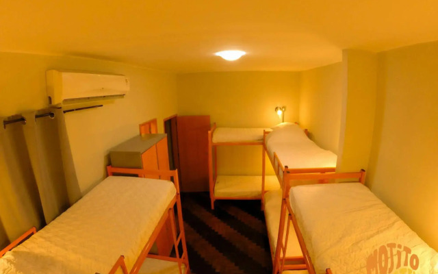 Mojito Hostel