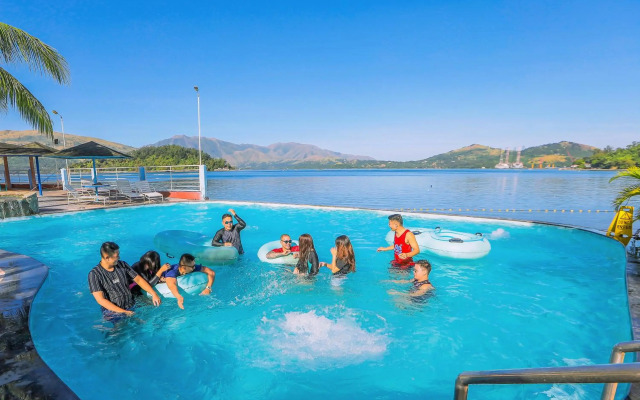 Whiterock Beach Hotel + Waterpark