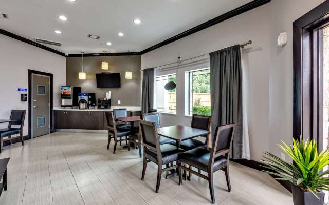Americas Best Value Inn and Suites IAH Airport North