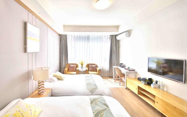 Time Machine Hotel